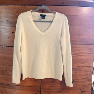 Lord and Taylor cream cashmere sweater.